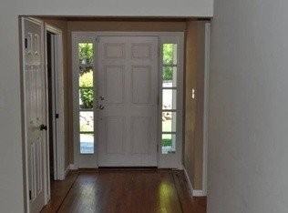 693 Glorietta Blvd - Photo 3 of 18