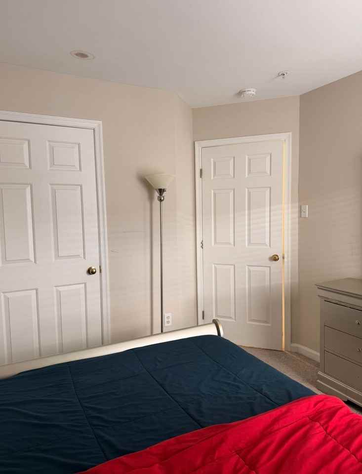 5039 Strawbridge Ter - Photo 5 of 9