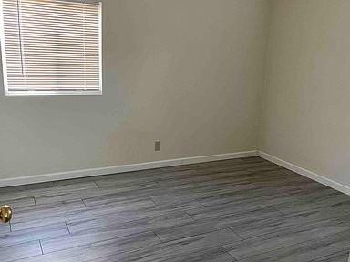 129 Pioneer Ave - Photo 6 of 20
