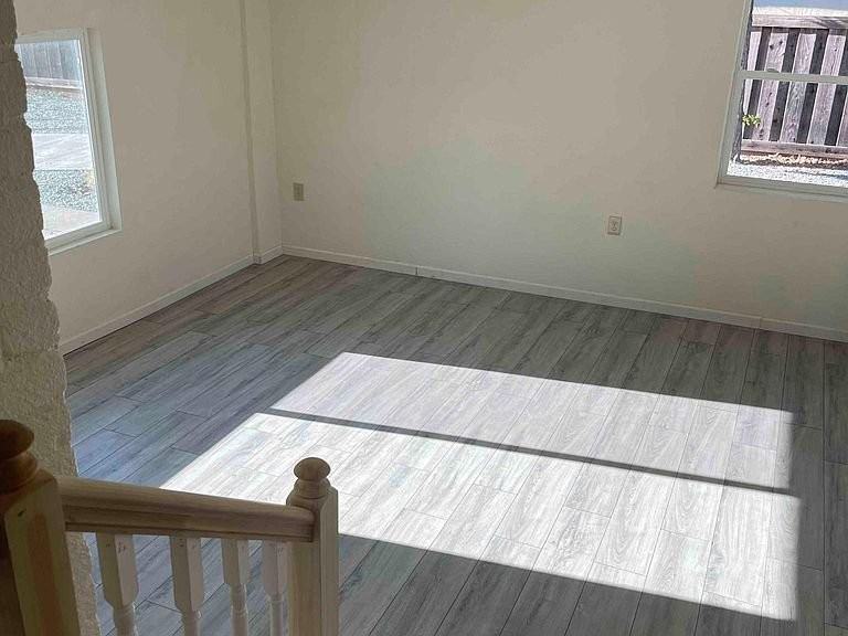 129 Pioneer Ave - Photo 7 of 20