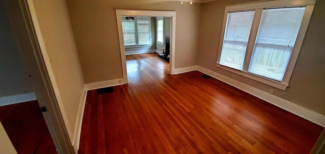 3666 Douglass Ave - Photo 4 of 15