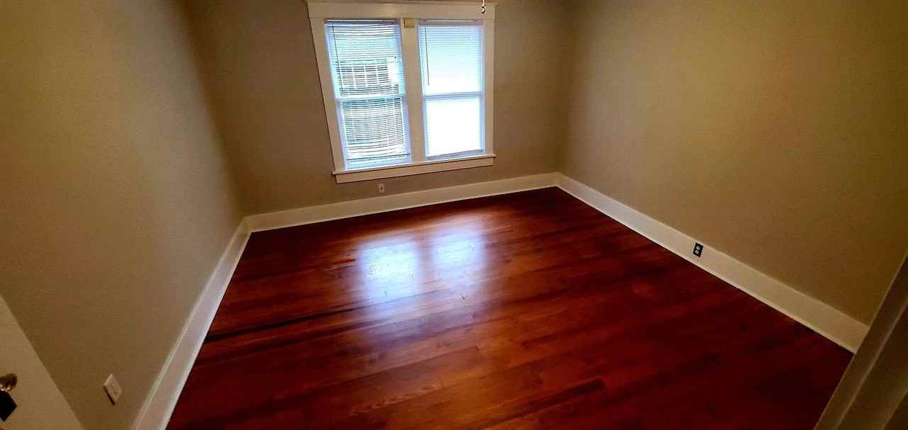 3666 Douglass Ave - Photo 5 of 15