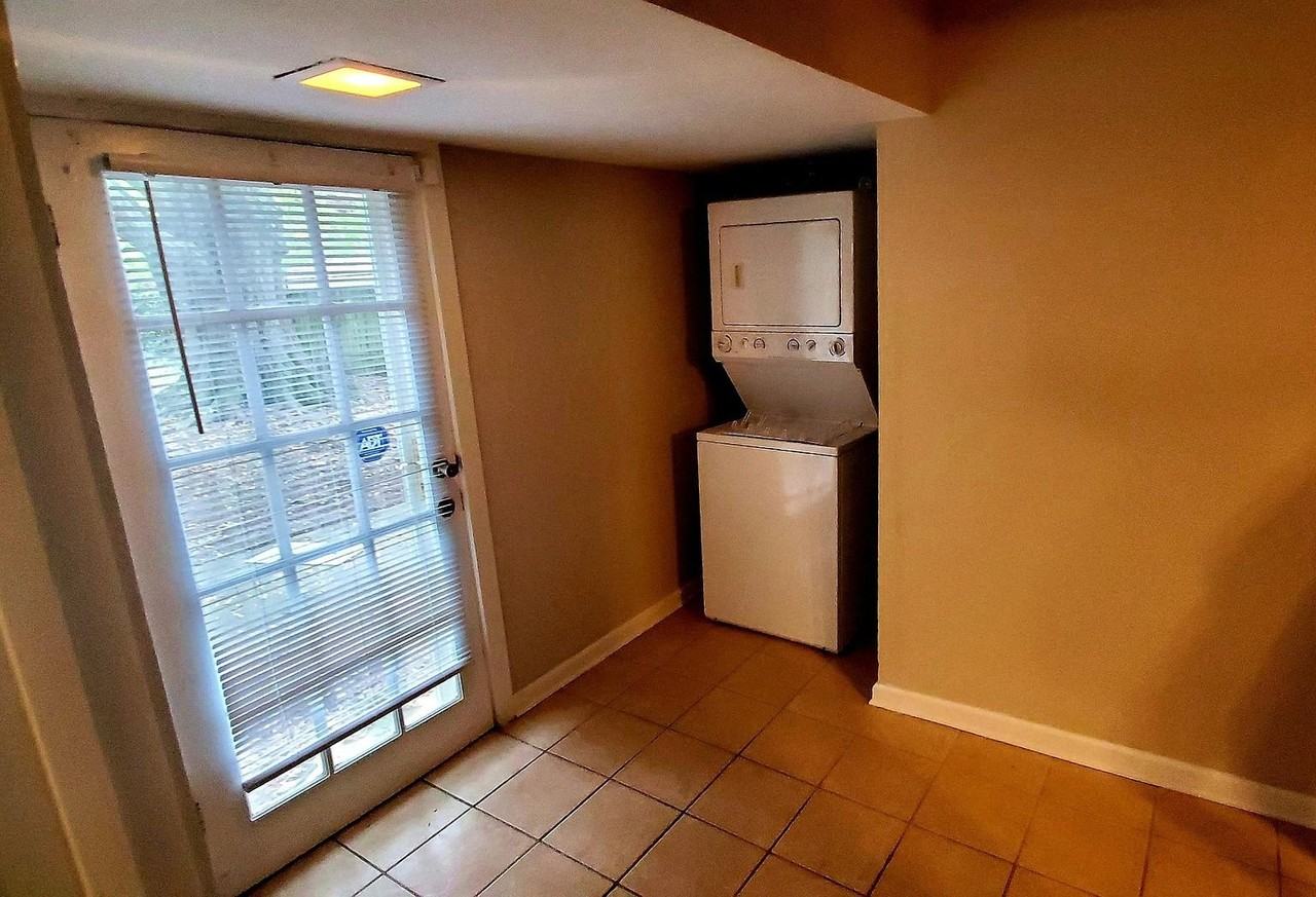 3666 Douglass Ave - Photo 6 of 15