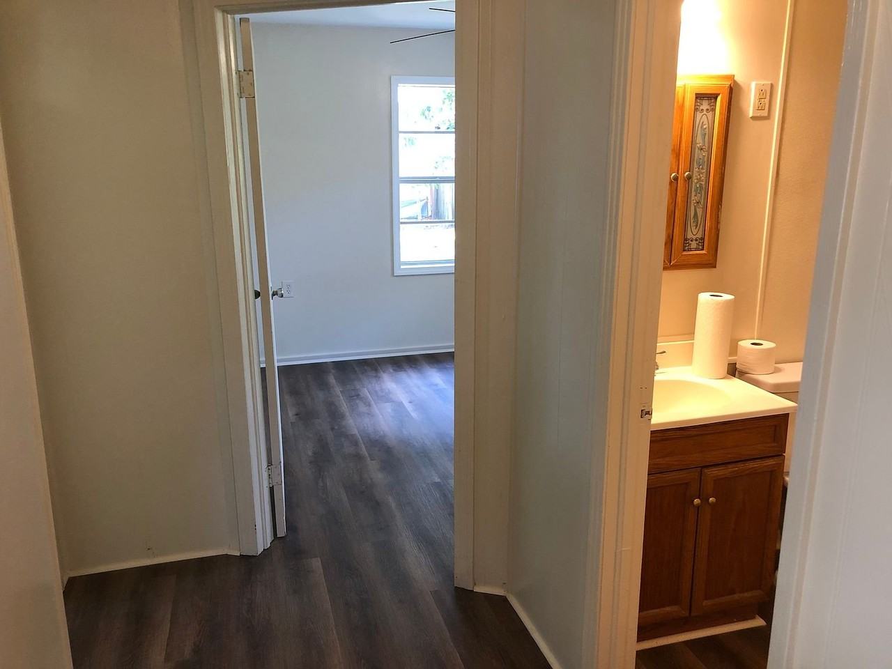215 5th Ave - Photo 5 of 5