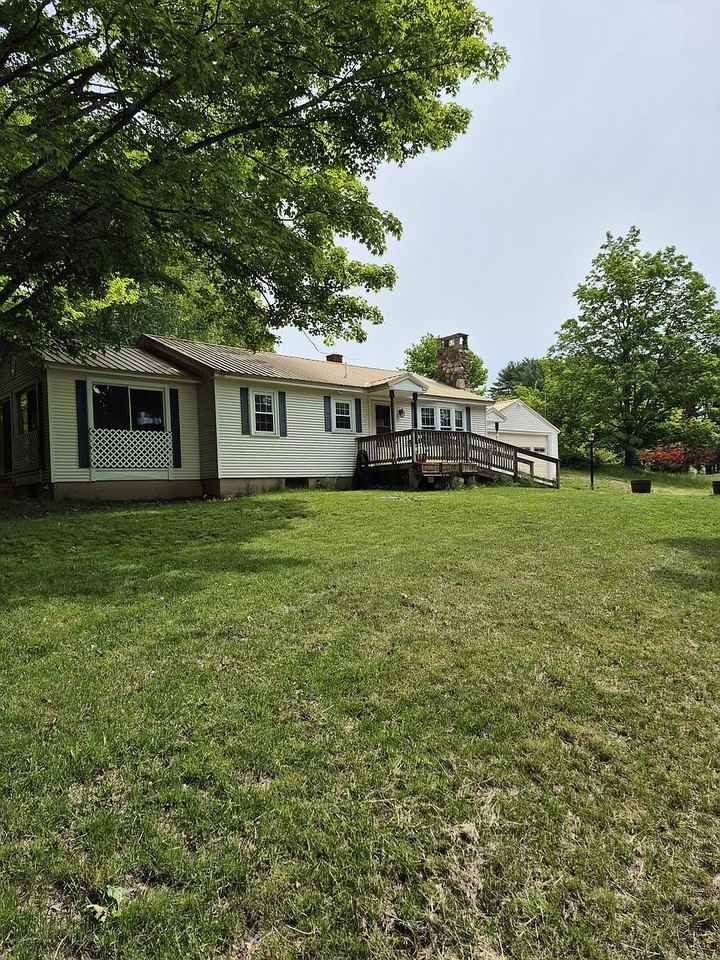 120 Second Crown Point Rd - Photo 2 of 18