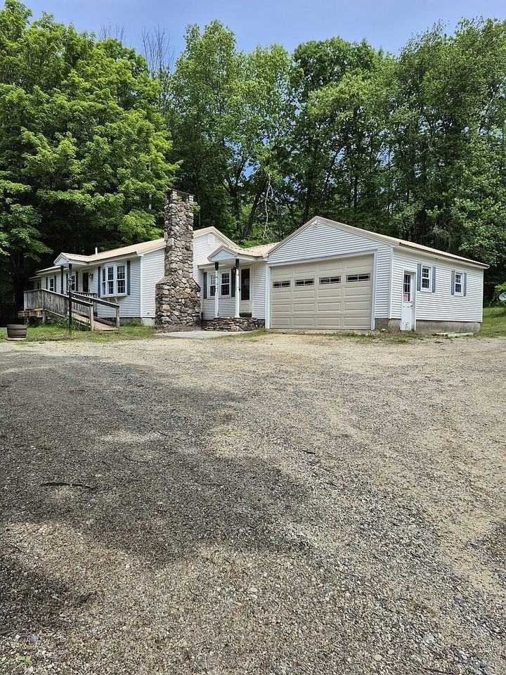 120 Second Crown Point Rd - Photo 3 of 18