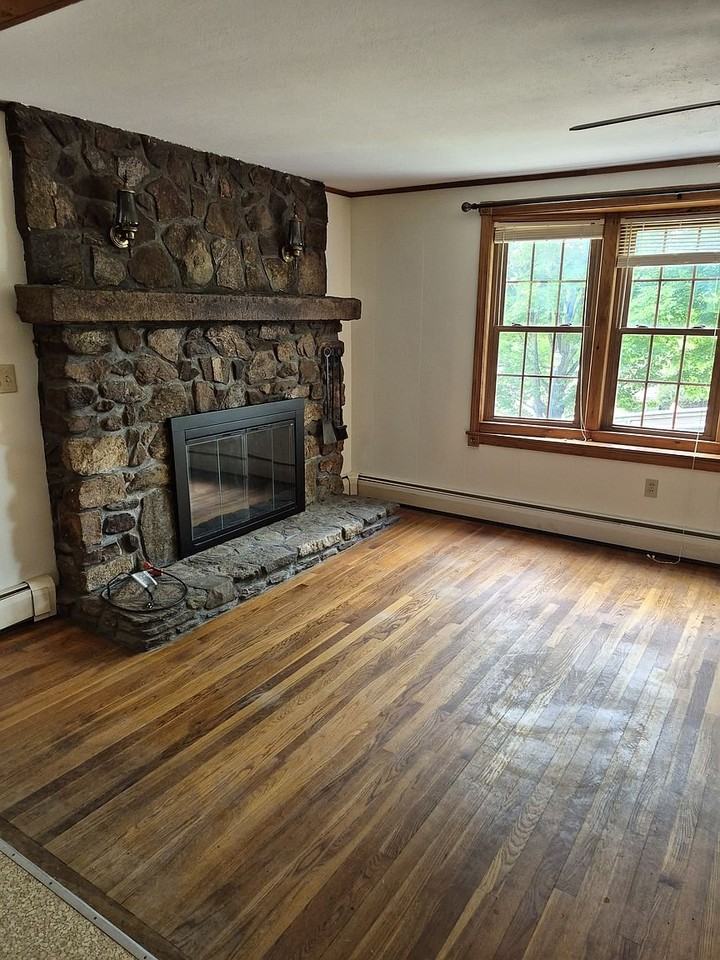 120 Second Crown Point Rd - Photo 5 of 18