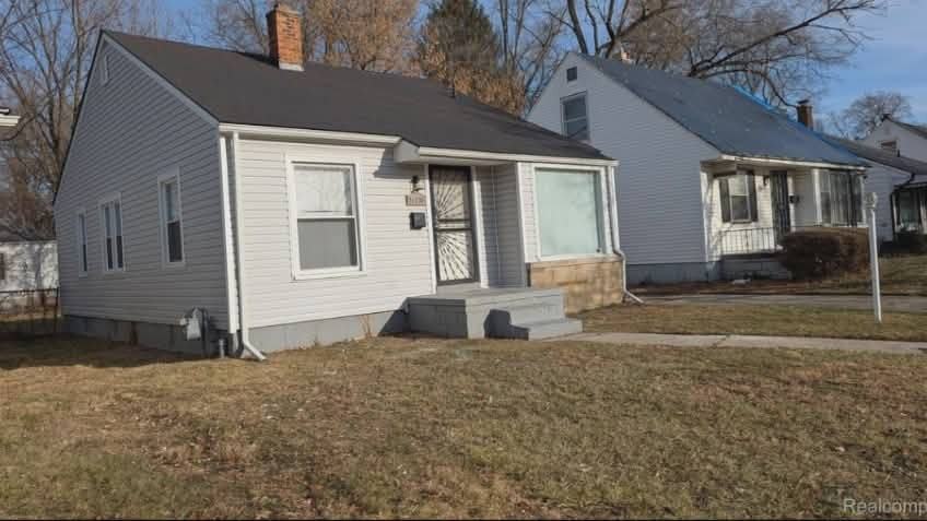 21338 Pembroke Ave - Photo 2 of 13