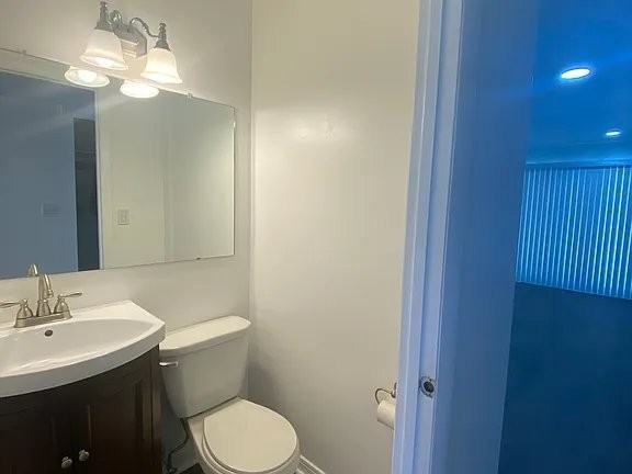 2225 Mulberry Ct - Photo 5 of 10