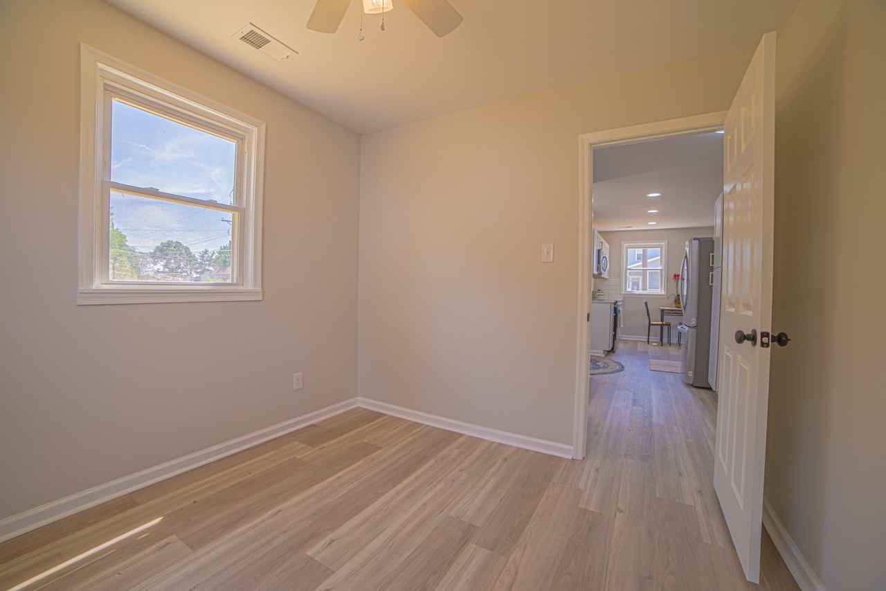 1901 N 27th St - Photo 7 of 19