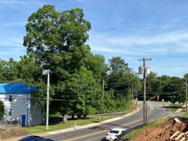 featured image of 40 Hollins Mill Rd