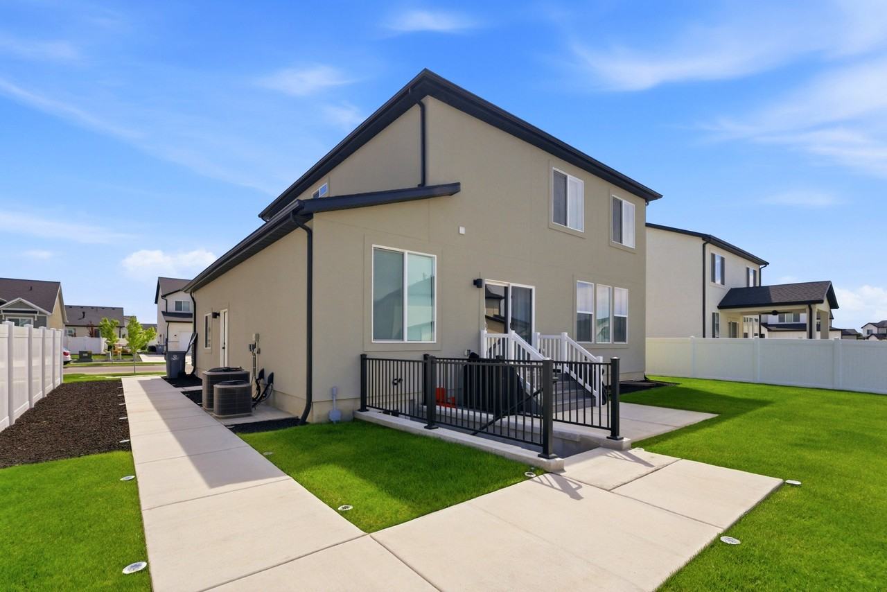2432 W Santa Fe Dr #BS - Photo 2 of 18