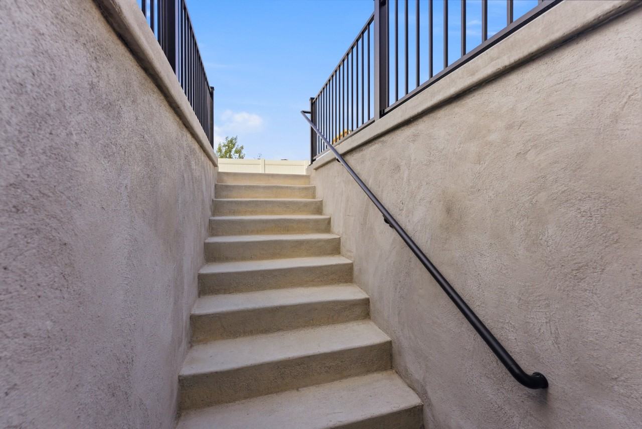 2432 W Santa Fe Dr #BS - Photo 3 of 18