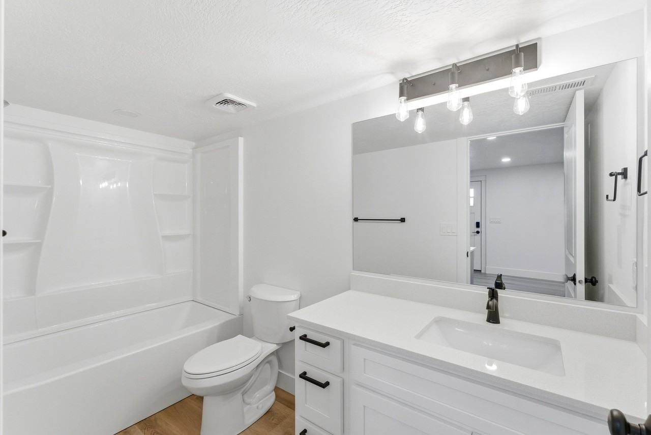 2432 W Santa Fe Dr #BS - Photo 5 of 18