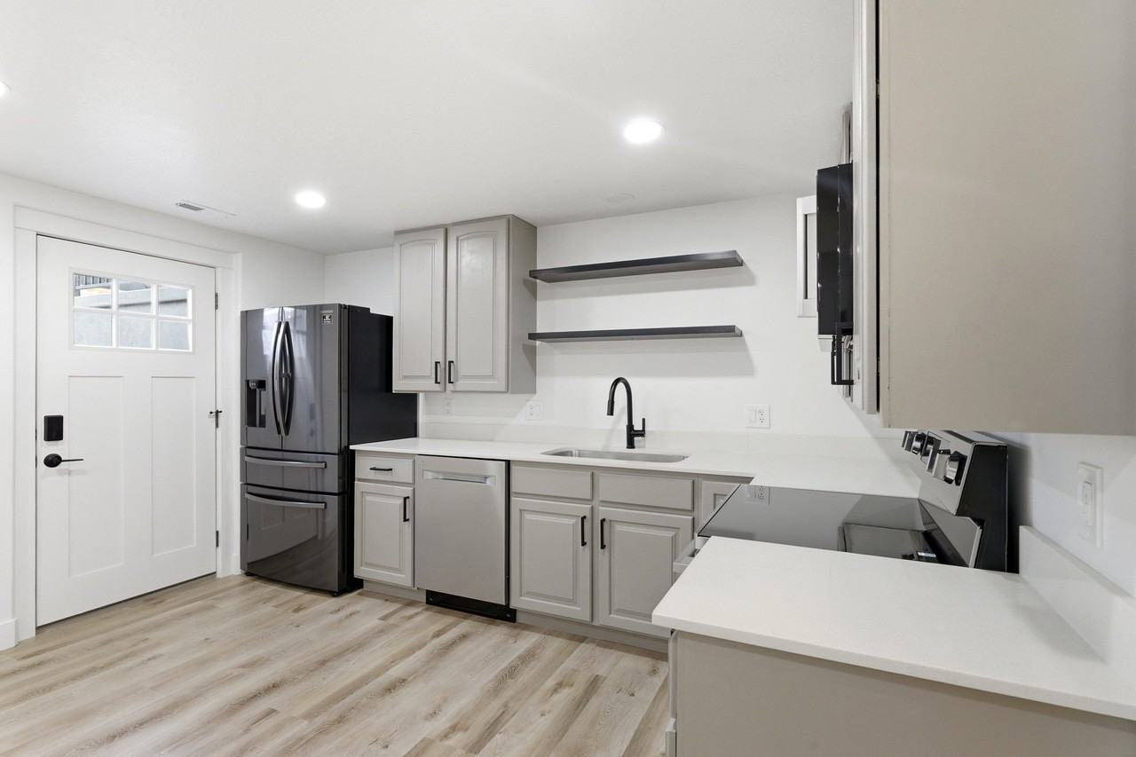 2432 W Santa Fe Dr #BS - Photo 6 of 18