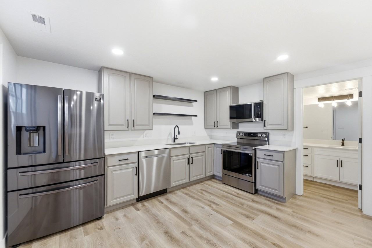 2432 W Santa Fe Dr #BS - Photo 7 of 18