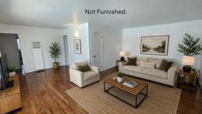 11030 Moorpark St #B2 - Photo 1 of 1