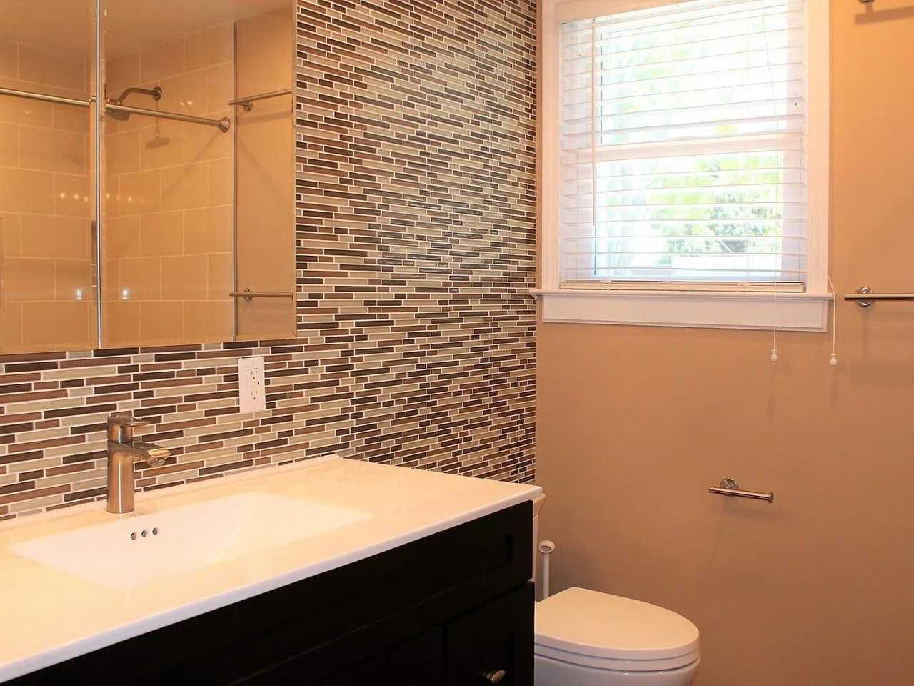 2 Olive Ct - Photo 2 of 11
