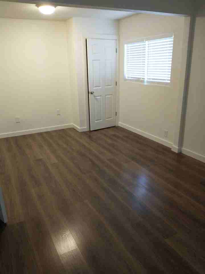 614 Barberry St #101 - Photo 4 of 8