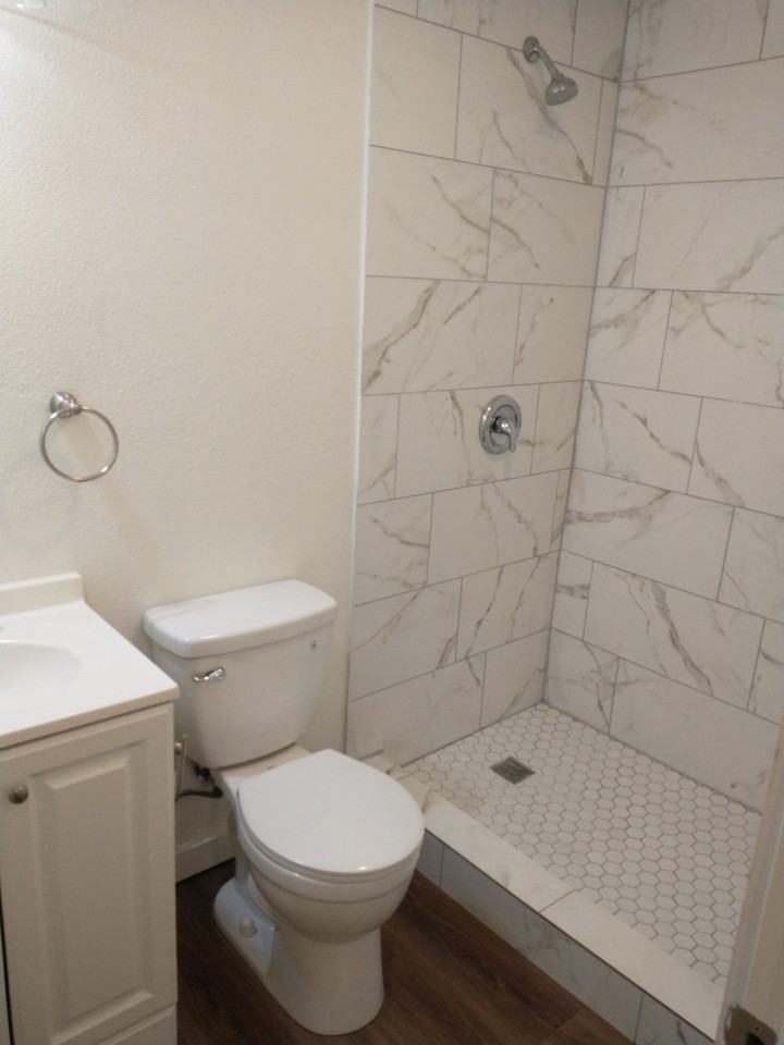 614 Barberry St #101 - Photo 5 of 8