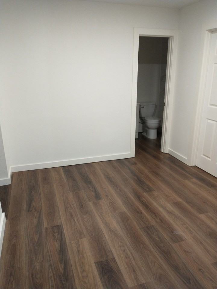 614 Barberry St #101 - Photo 7 of 8