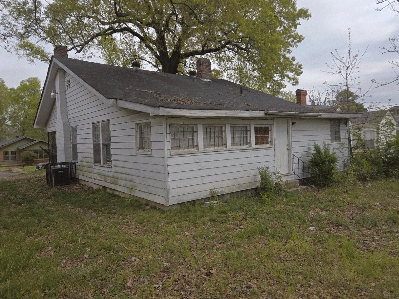 1515 45th Street Ensley - Photo 3 of 19