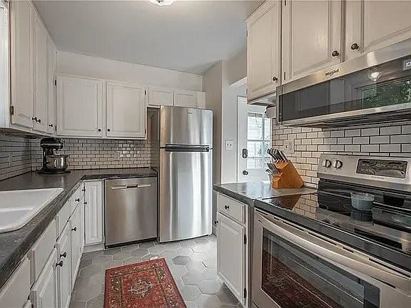 1827 E 66th St - Photo 3 of 14