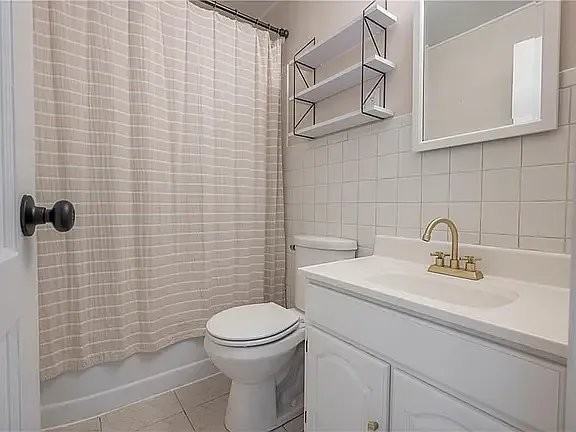 1827 E 66th St - Photo 5 of 14