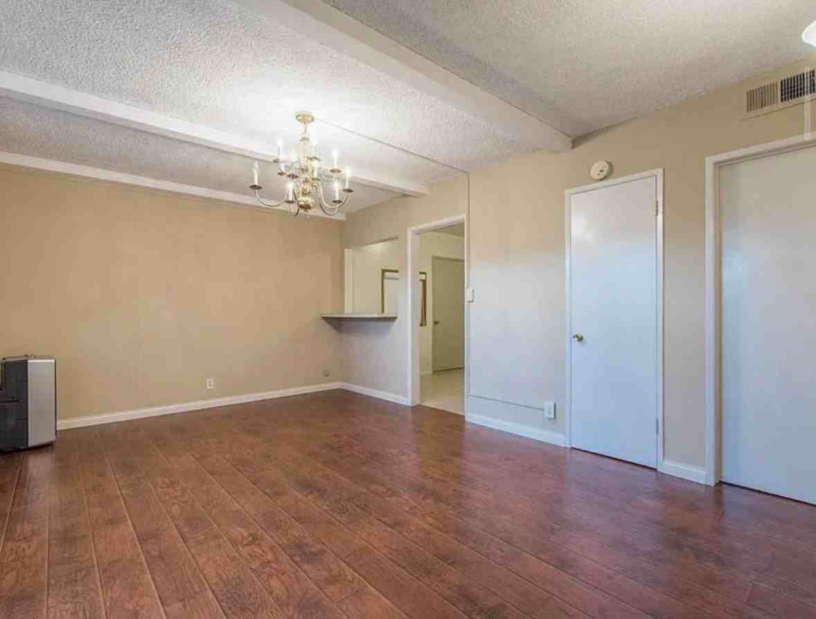 341 W Dryden St #A - Photo 3 of 12