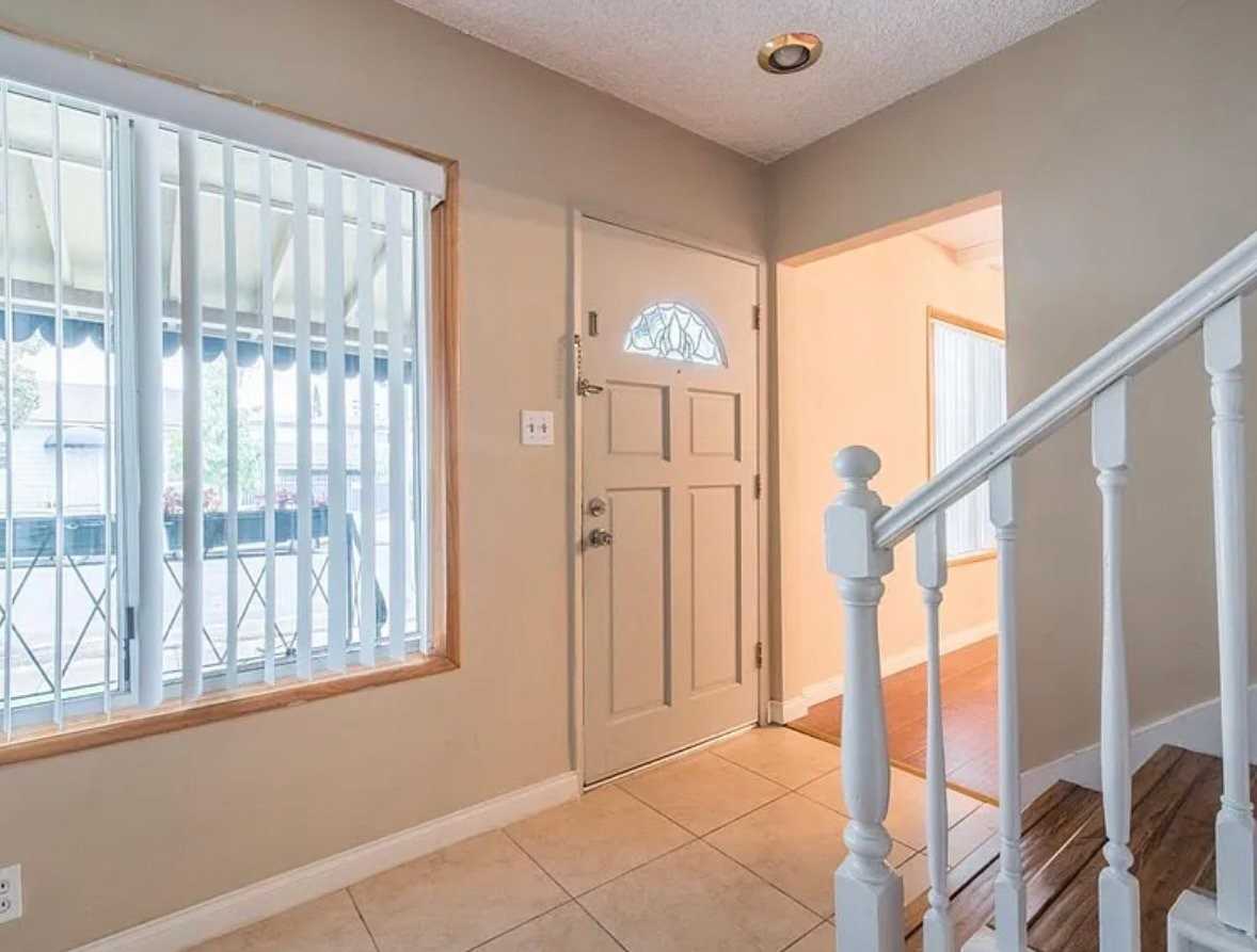 341 W Dryden St #A - Photo 4 of 12