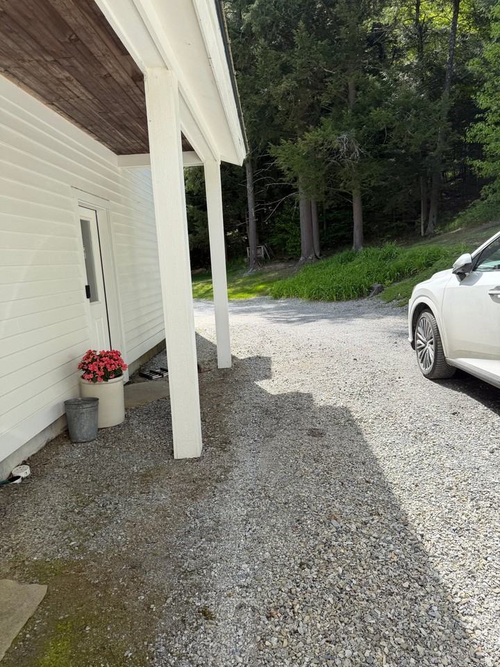 42 Old Pump Rd #1 - Photo 2 of 20