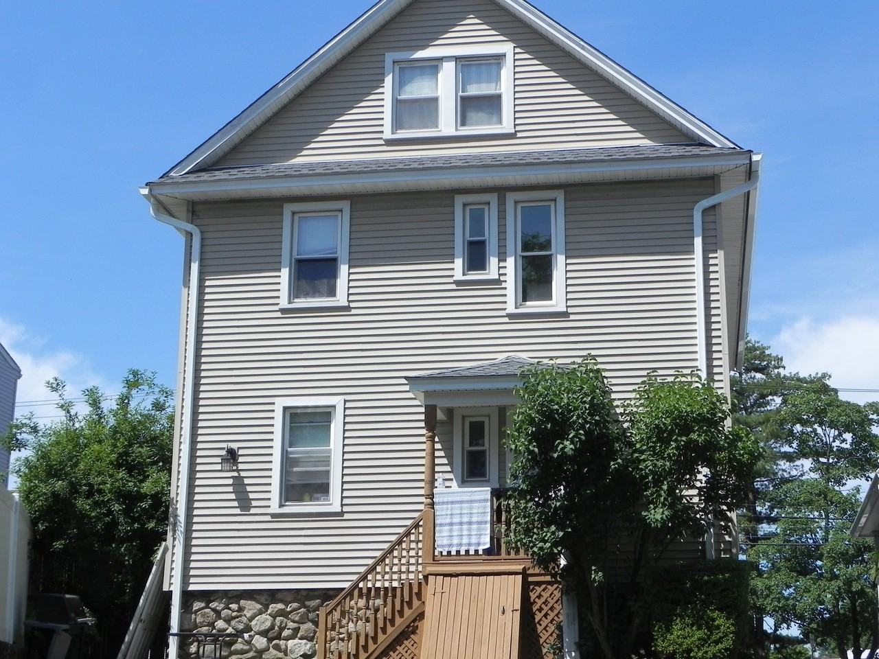 67 Fairfield Ave #2 - Photo 2 of 14