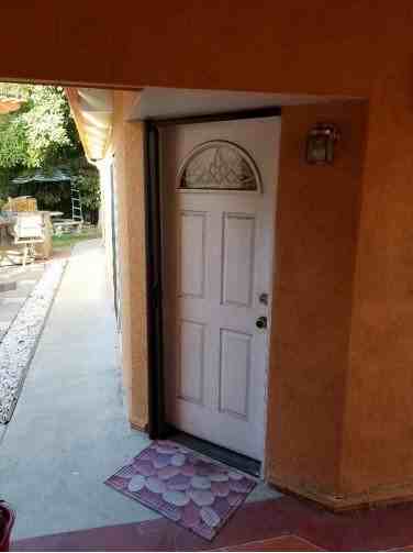 213 N Helena St - Photo 4 of 9