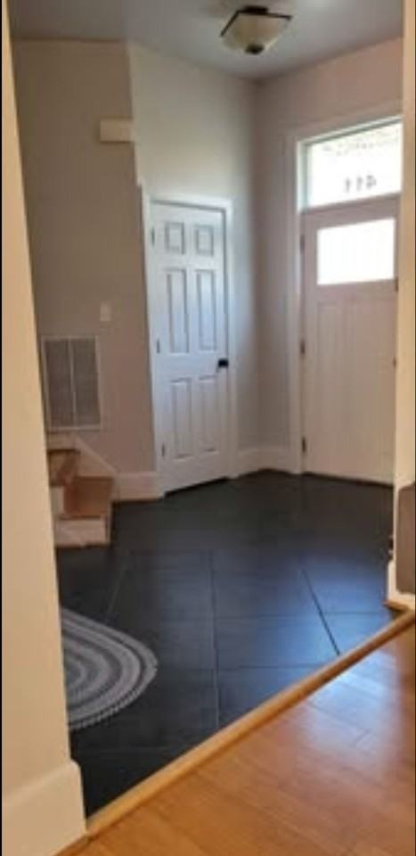 411 S Harrison St - Photo 2 of 5