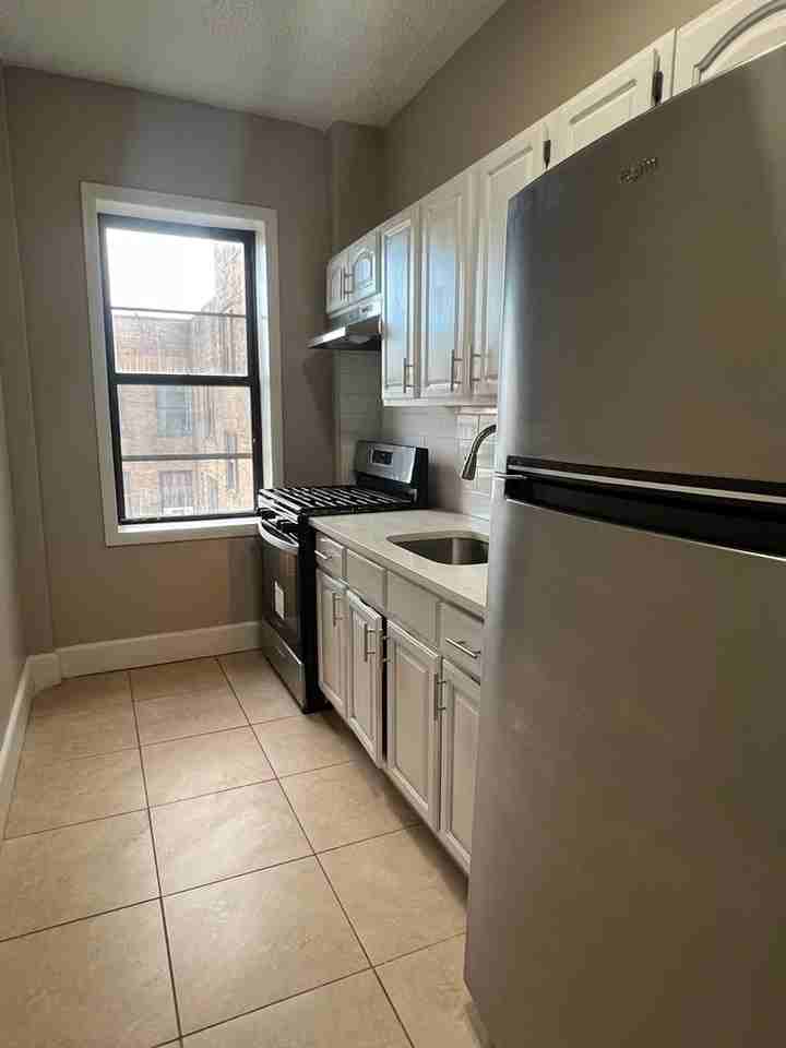 157 S Harrison St #302F