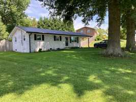 featured image of 569 Summitt Dr