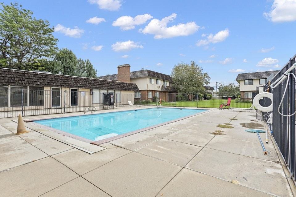 4497 Southwest - Photo 4 of 6