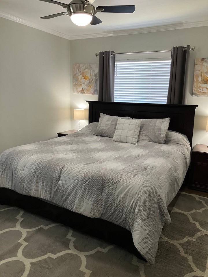 62 Pine St - Photo 5 of 10