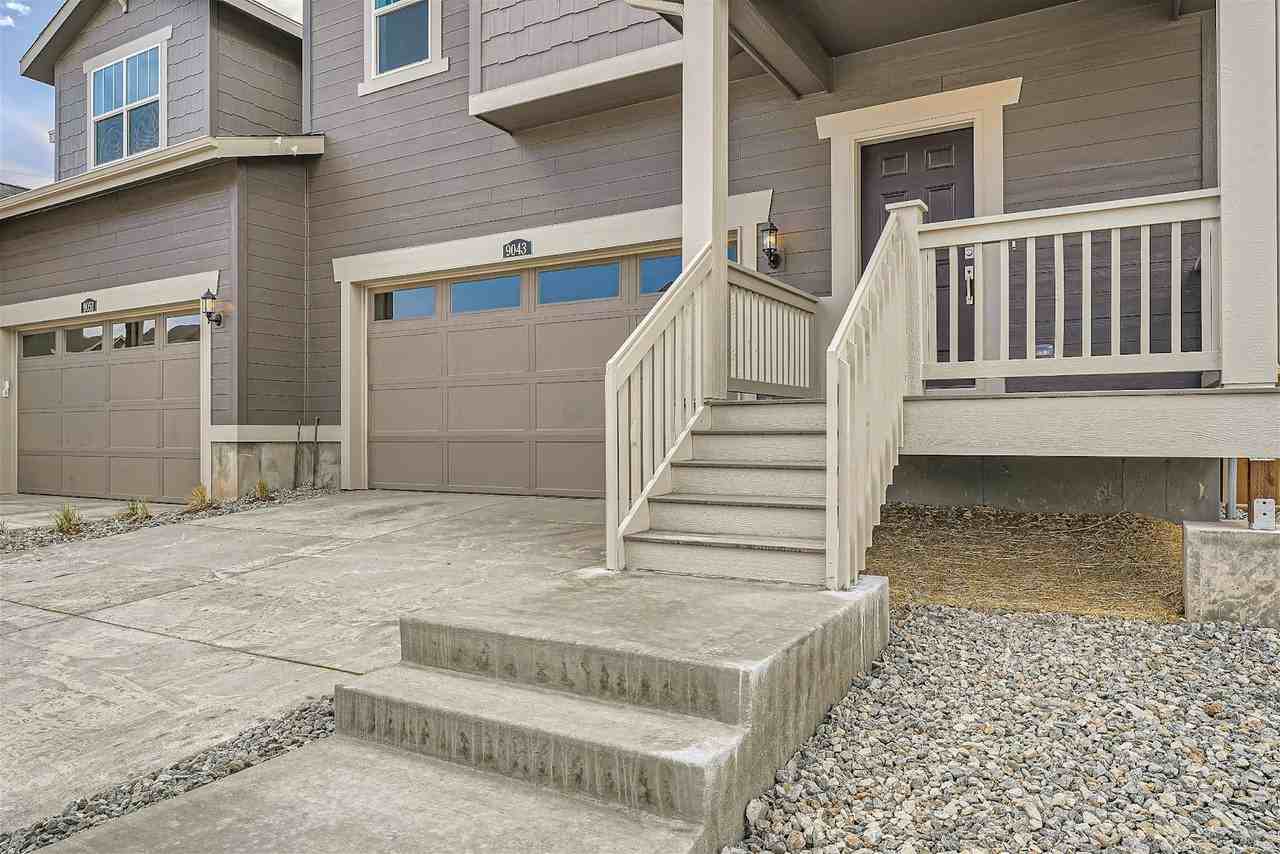 9043 Winding Glen Lane - Photo 3 of 30