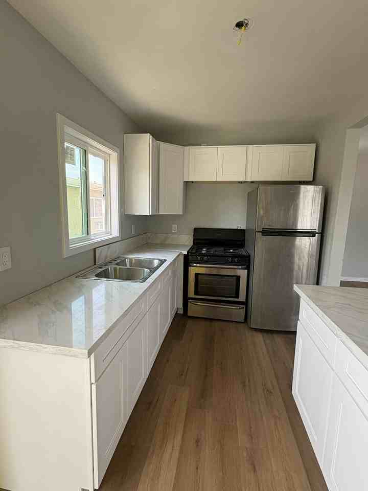 7944 Comstock Avenue, Unit C - Photo 2 of 9