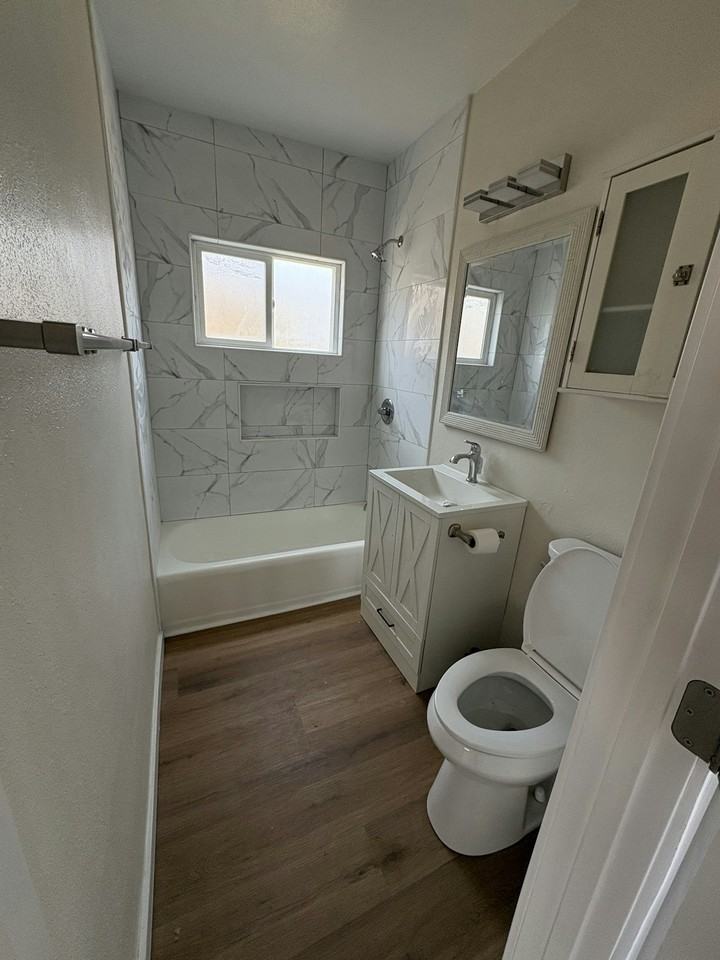 7944 Comstock Avenue, Unit C - Photo 7 of 9