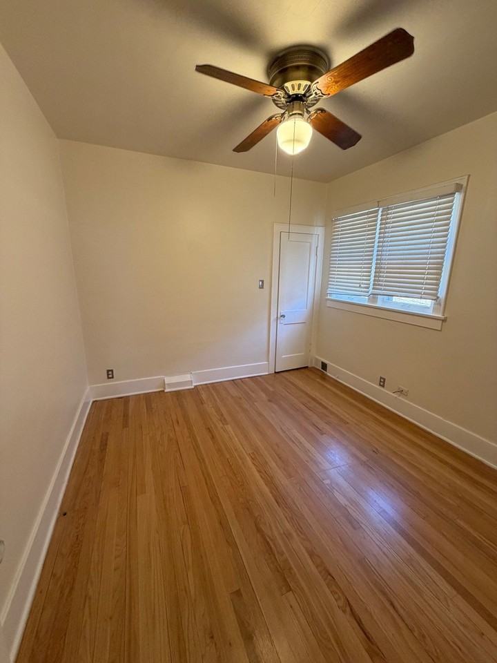 678 S Race St - Photo 7 of 13