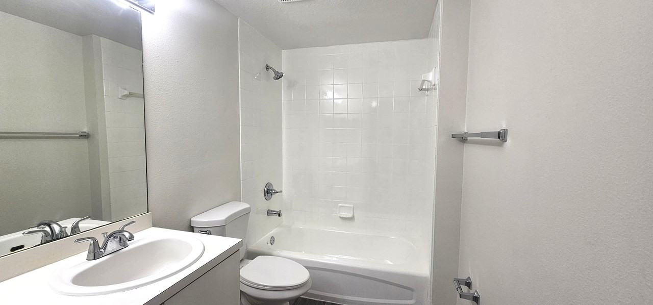 521 Villa Del Sol Cir #1 - Photo 6 of 18