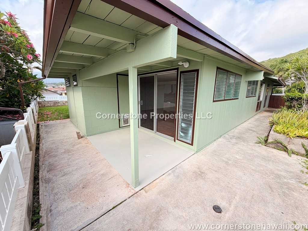 1270 Akele St #1 - Photo 3 of 29