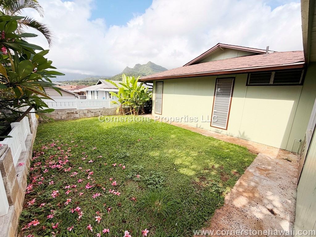 1270 Akele St #1 - Photo 4 of 29