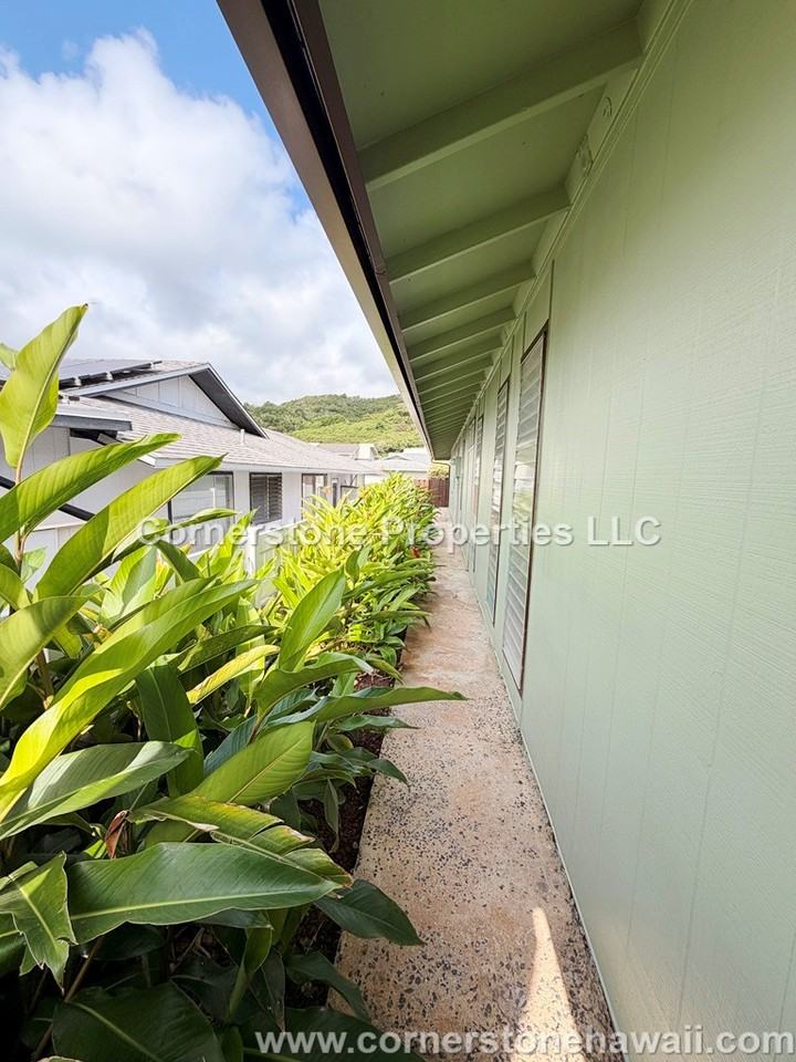 1270 Akele St #1 - Photo 5 of 29