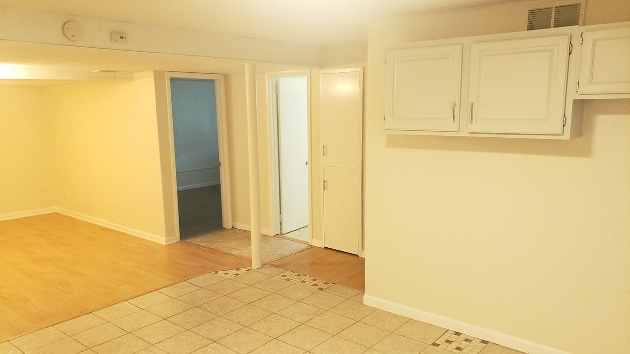 6619 Franklin Avenue, Unit #3 - Photo 5 of 9
