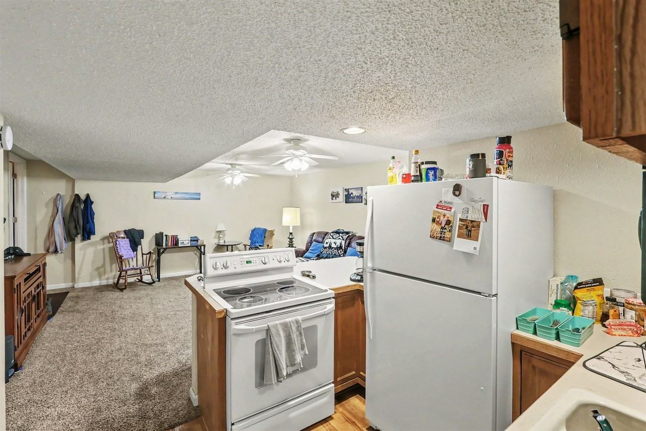 2320 43rd Avenue Court, Unit 2 - Photo 4 of 11
