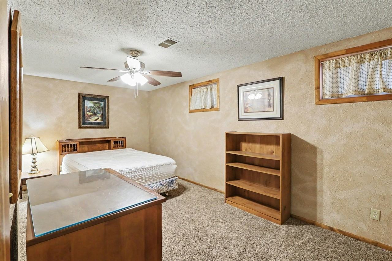 2320 43rd Avenue Court, Unit 2 - Photo 6 of 11