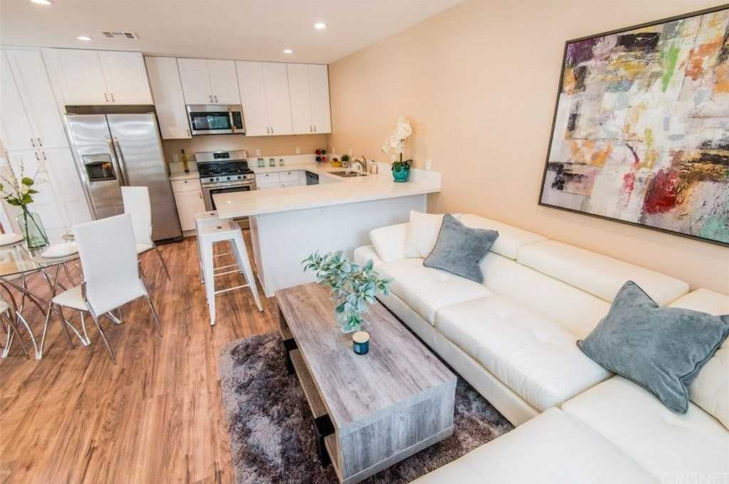 15143 Covello Street - Photo 3 of 13